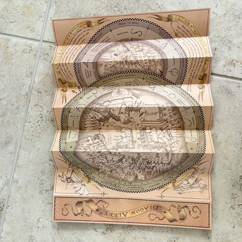Harry Potter Snape Black Wizard Wand with Burgundy Presentation Box - Picture 6 of 14